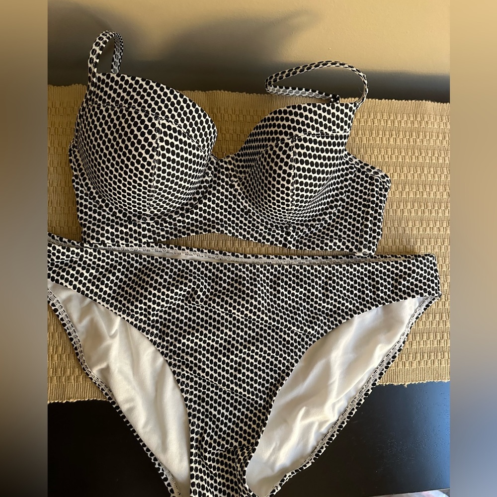 Old Navy Black White Polka Dot Bikini